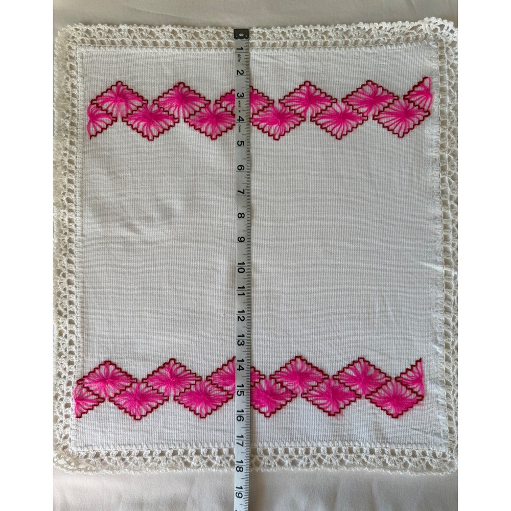 Handmade Mexican Embroidered Table Linen Crochet Lace Pink Floral 16.5x18.5 - Picture 6 of 7